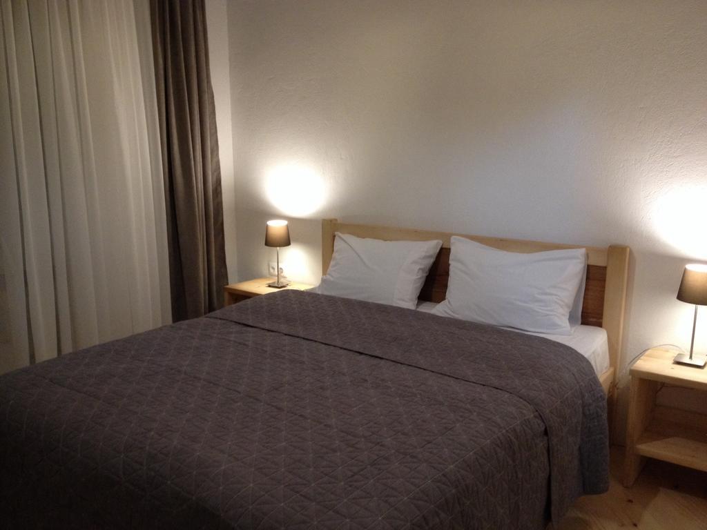 Bapsha Guesthouse Местія Екстер'єр фото